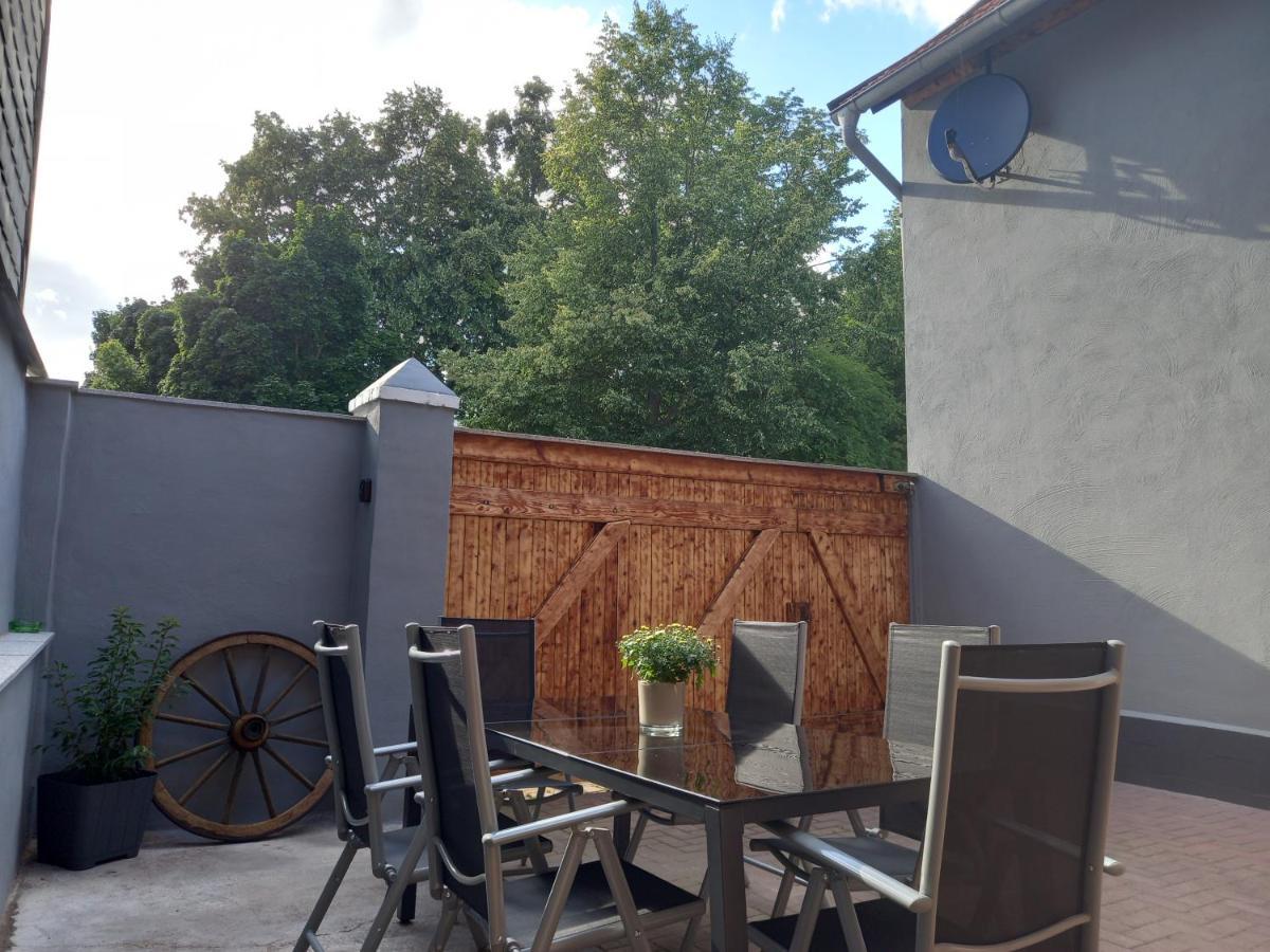 Pension - Kleinschmidt Urbach  Экстерьер фото